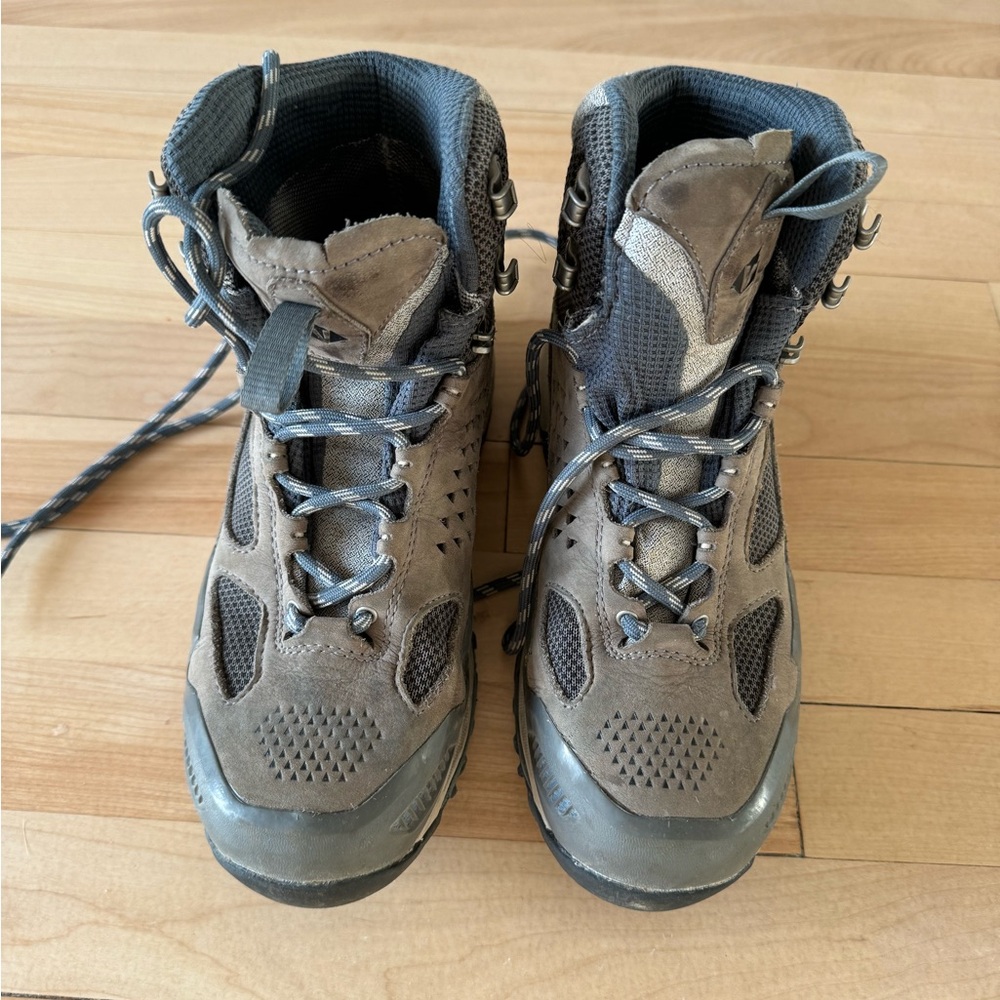 Worn only twice